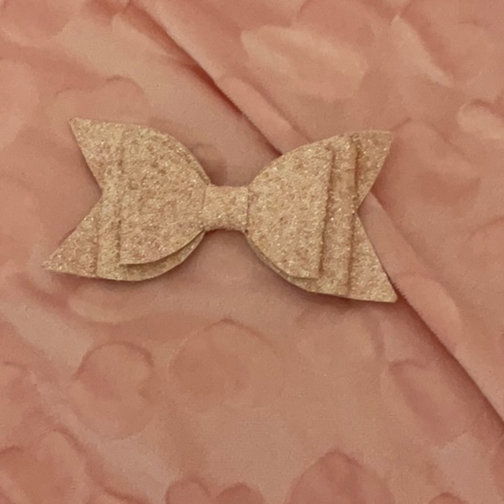Cute small sparkle bow